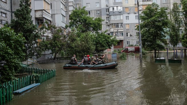 Близо 6000 души трябва да напуснат домовете си след разрушаването на &bdquo;Каховка&ldquo;