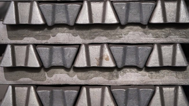 Мексико премахва митата върху алуминия, за да се справи с недостига на метала