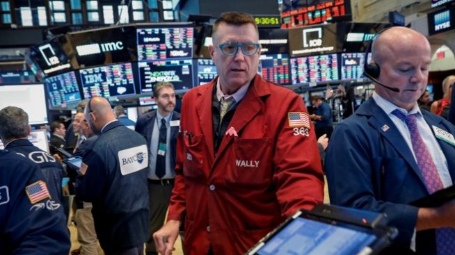 Dow стартира трета поредна сесия със спад в очакване на коментара на Пауъл*
