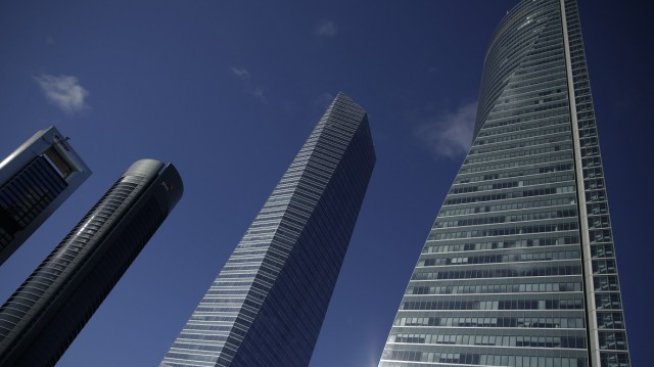 Собственикът на Zara купи небостъргач в Мадрид за 490 млн. евро