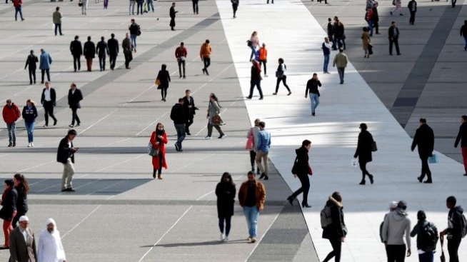 ИПИ: Структурата на домакинските бюджети се подобрява