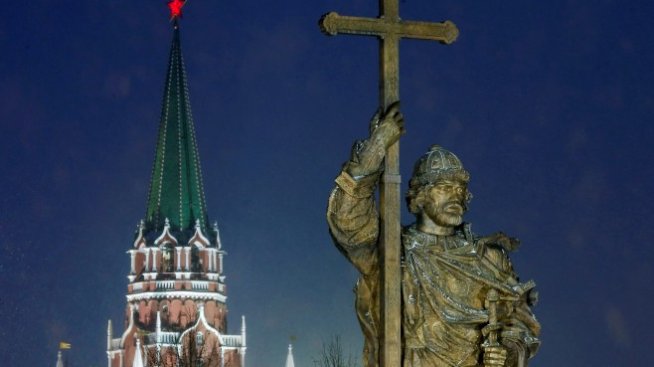 Анализатор: Москва очаква усложнения след междинните избори в САЩ