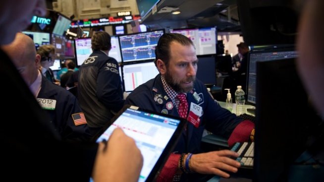 Данните за безработицата не успяват да съживят оптимизма на Wall Street*
