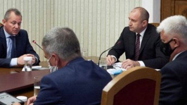 Радев: Полицията не трябва да се превръща в орган за репресии