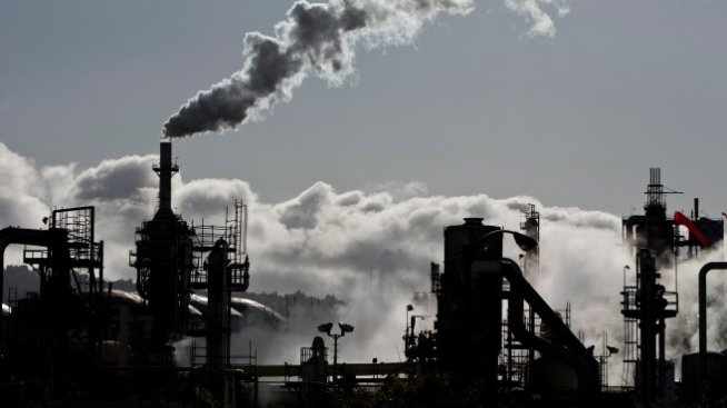 Рязък спад на американската индустриална активност