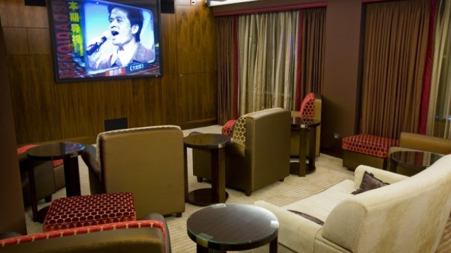 Щатските кина глезят клиентите си в търсене на повече приходи