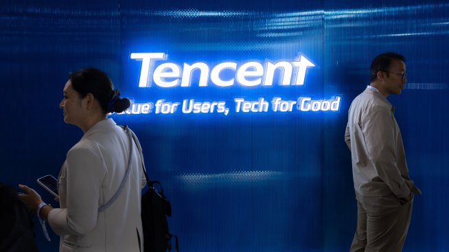 Приходите на Tencent растат, подкрепени от бизнеса с игри и реклама