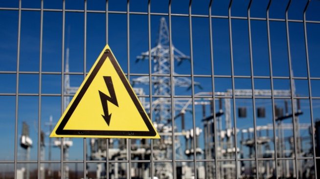 Спира непрекъснатата търговия по двустранните договори на енергийната борса