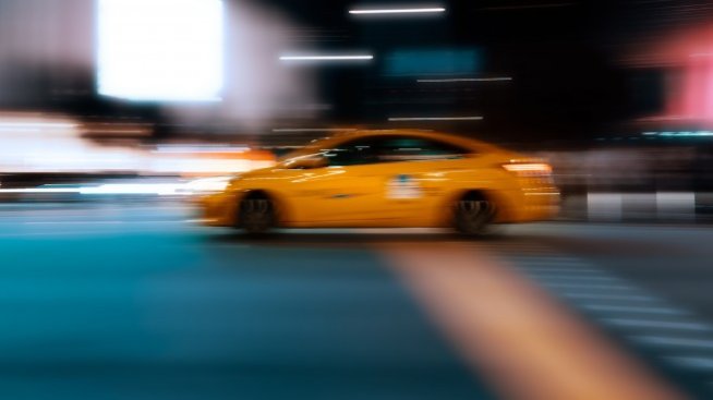 КЗК се обяви против новите предложения за цените за таксиметров превоз