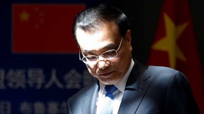 Ли Къцян защити глобализацията, но предупреди за нарастващ геополитически риск