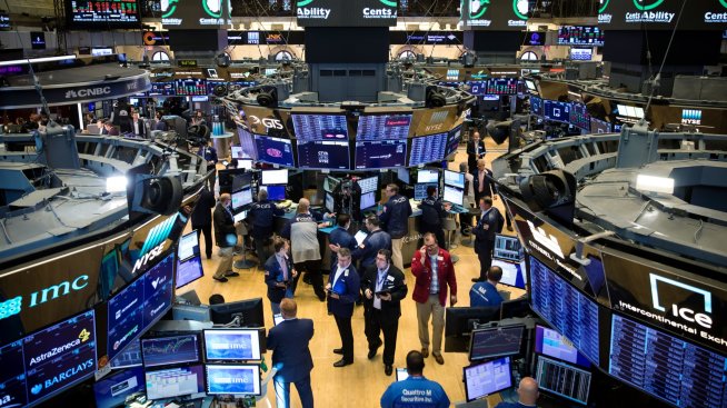 Опасенията около инфлацията изтласкват оптимизма от Wall Street*