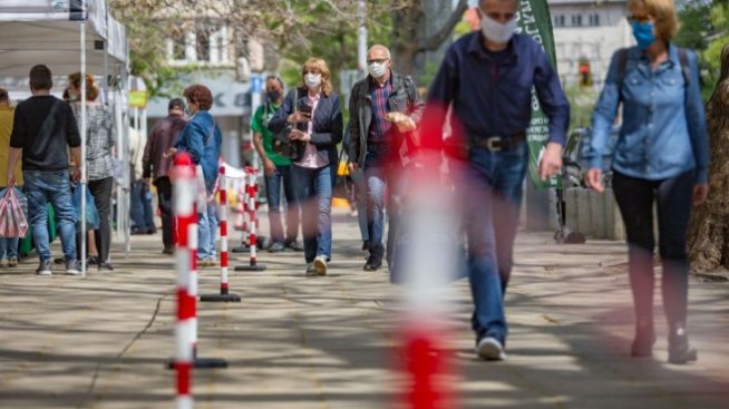 Има ли в България достатъчно предпазни средства срещу COVID-19?