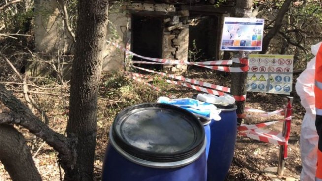 МОСВ и ВАП откриха тонове опасни пестициди в Старозагорско