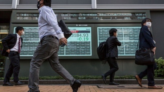 Nikkei 225 прибави над 600 пункта въпреки спадовете на основните борси в Азия