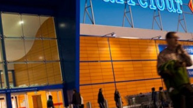 Carrefour продаде 97 хипермаркета във Франция за 365 млн. евро
