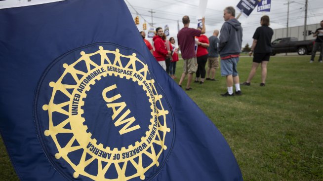 Край на стачките - и GM сключи предварителна сделка с профсъюза