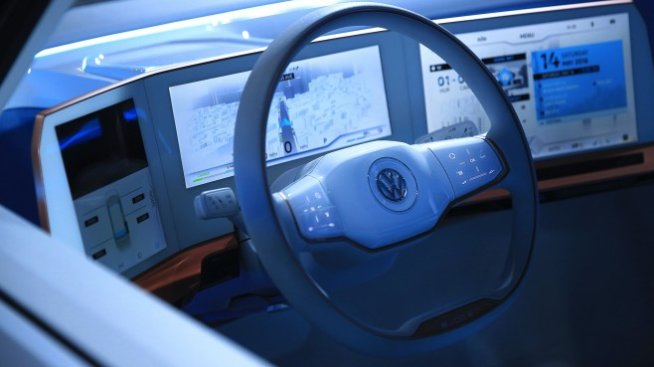 VW ще догонва Tesla с инвестиция от 89 млрд. евро в нови технологии до 2026 г.