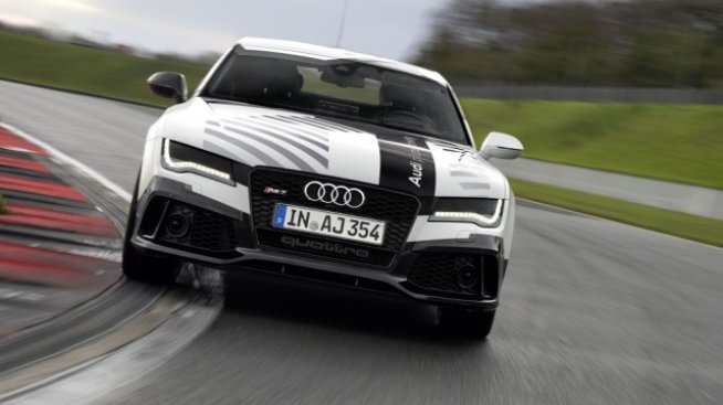 Audi направи най-бързата безпилотна кола