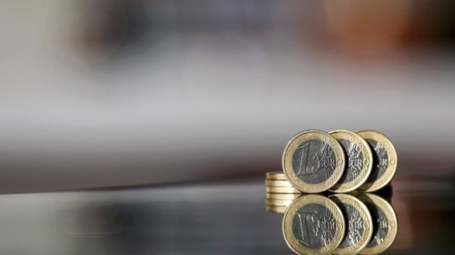 Страхът от новия COVID щам накара пазарите да преосмислят лихвите
