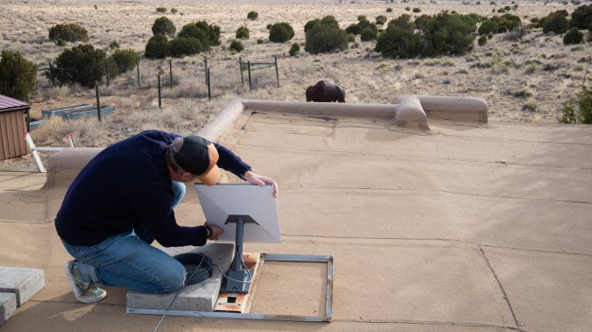 Новата политическа мощ на Илон Мъск притеснява конкурентите на Starlink в Европа