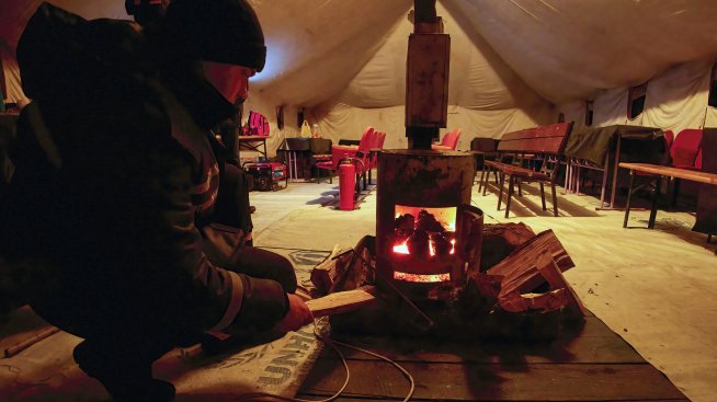 САЩ очакват дълга зимна война, хакери атакуват уебсайта на Ватикана