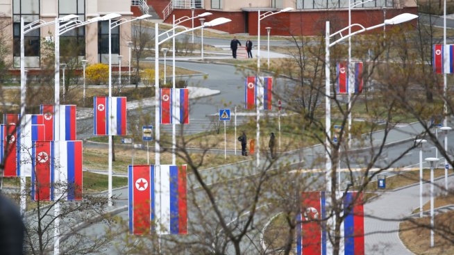 Сигнал към Южна Корея ли бе срещата между Путин и Ким Чен Ун?