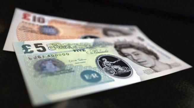 Британският паунд е най-зле представилата се валута през октомври