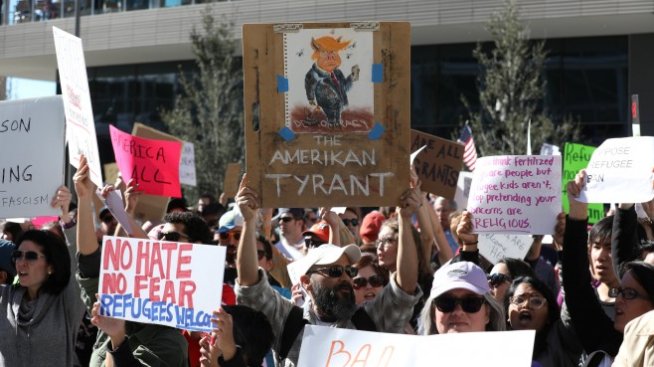 Силициевата долина засилва отпора срещу Тръмп