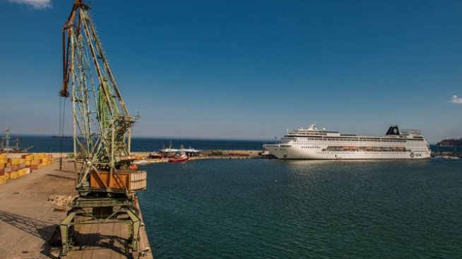 Кейовата стена на интермодалния терминал във Варна ще струва около 90 млн. лв.