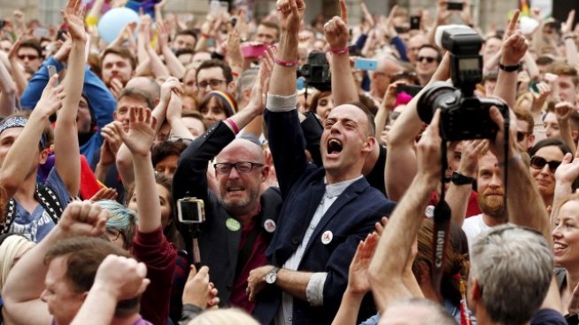  Може ли узаконяването на еднополовите бракове да обедини Ирландия?