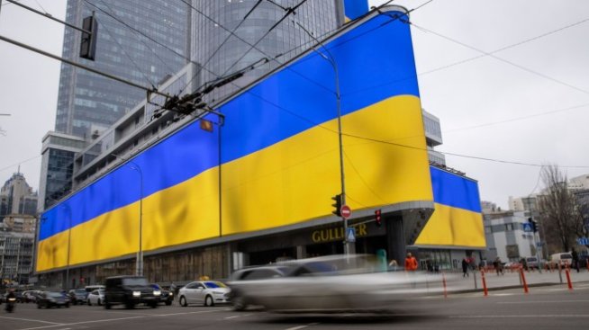 Войната покоси и кредитния рейтинг на Русия и Украйна