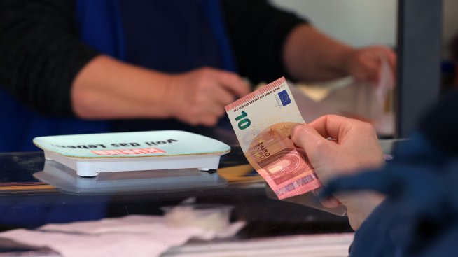 Икономиките на Нидерландия и Полша се разширяват през първото тримесечие