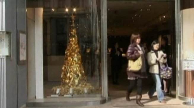 В Япония направиха коледно дръвче от злато 