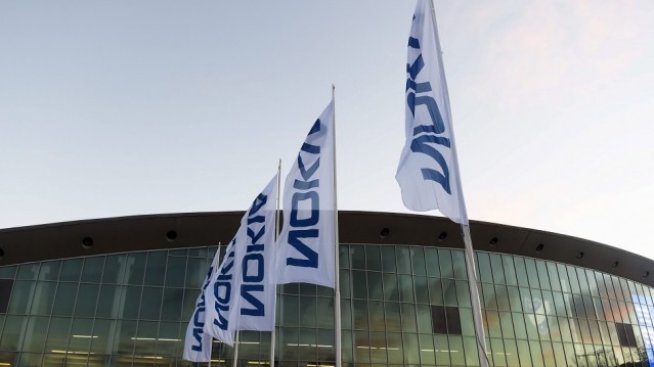 Nokia съкращава хиляди работни места след придобиването на Alcatel