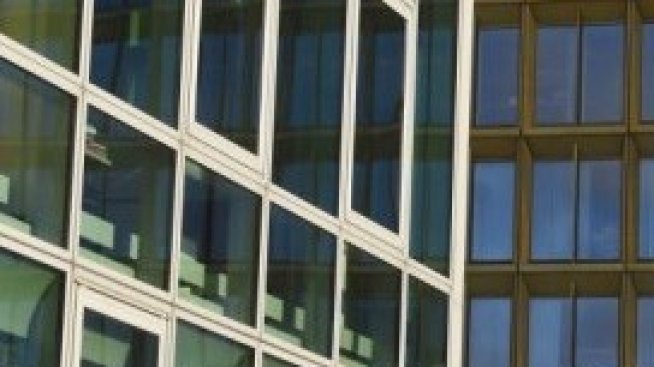 Хотели и търговски площи са най-силно засегнати от коронавирусната криза у нас