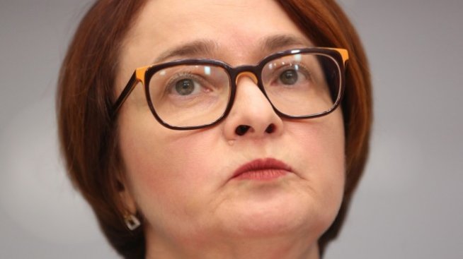 Bloomberg: Елвира Набиулина също е поискала да подаде оставка заради Украйна