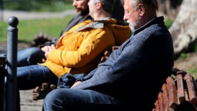 На всеки 100 души, влизащи в пенсионна възраст у нас, само 66 навлизат в активна