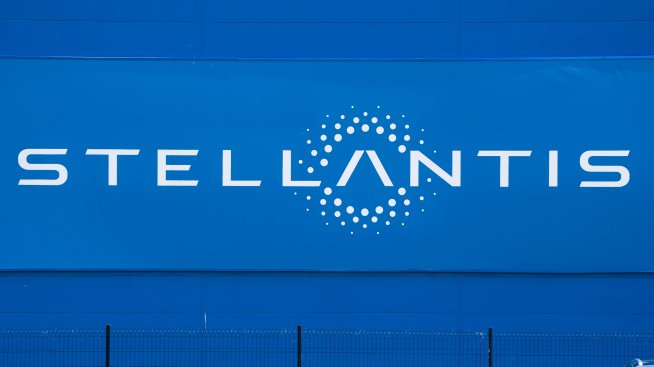 Stellantis се споразумя с Канада за строежа на завод за електромобилни батерии