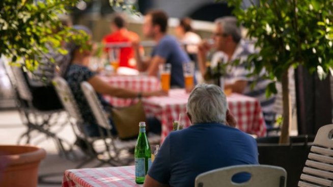 Собственици на заведения видяха лобизъм в полза на банките в Бюджет 2023
