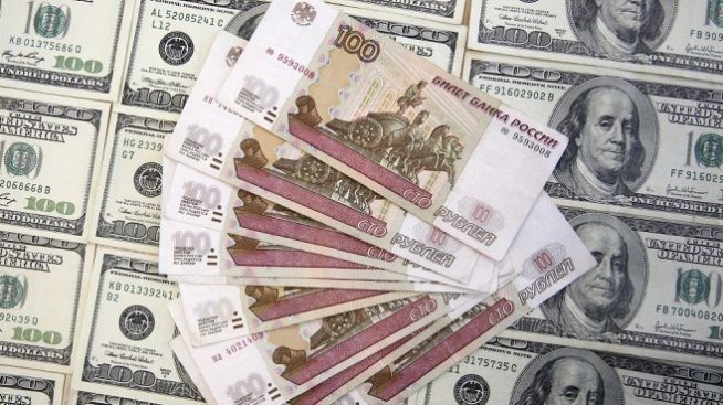 Какво направи Русия, за да укрепи рублата?