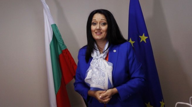 Л. Павлова: Младите активно трябва да участват в дебата за бъдещето на Европа