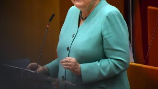 Отказ на Меркел от "Северен поток" 2 ще обърка газовата стратегия на Германия