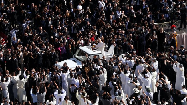 Русия попари желанието на Тръмп папа Лъв XIV да е домакин на преговори за Украйна