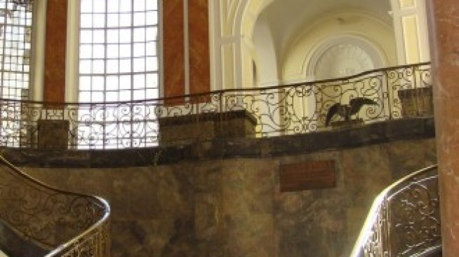 "Най-скъпото жилище в света" беше продадено с 43% отстъпка