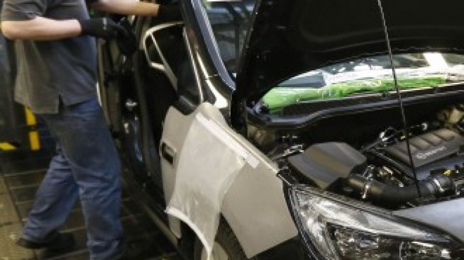 Производствената активност в САЩ се забавя