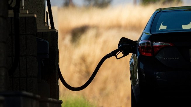 Украйна ще проверява горивата от Индия за следи от руски петрол