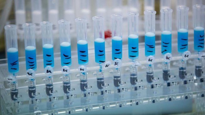 Колко опасен е новият подвариант на омикрон - кентавър?