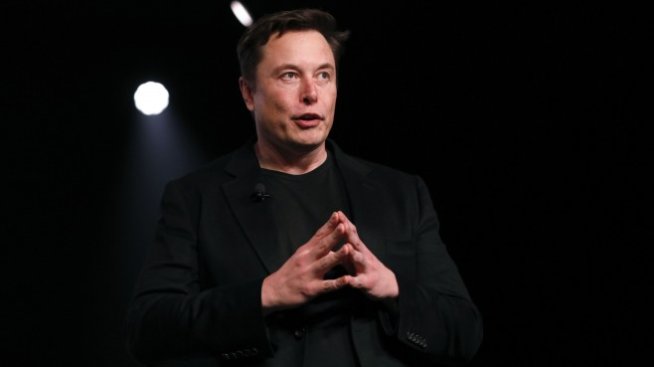 Илон Мъск предлага бегъл поглед върху своя мащабен „таен план“
