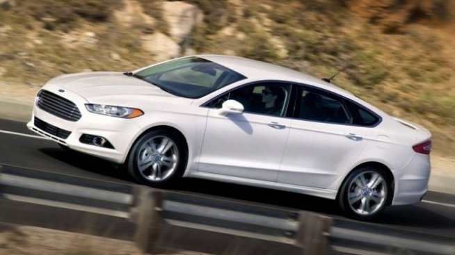 Ford привиква в сервизите 465 000 автомобила