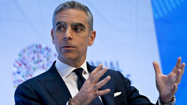 „Бащата“ на дигиталната валута на Facebook напуска концерна